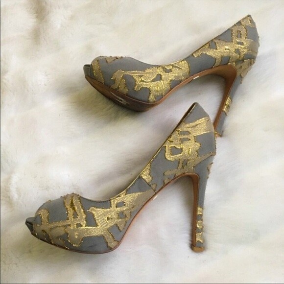 Badgley Mischka ROXIE Evening Heels - Picture 2 of 11